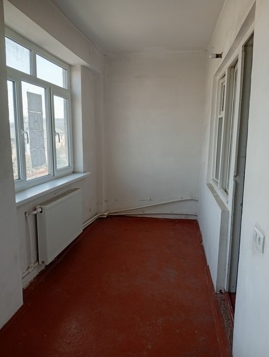 3xonali kvartira (srochna)