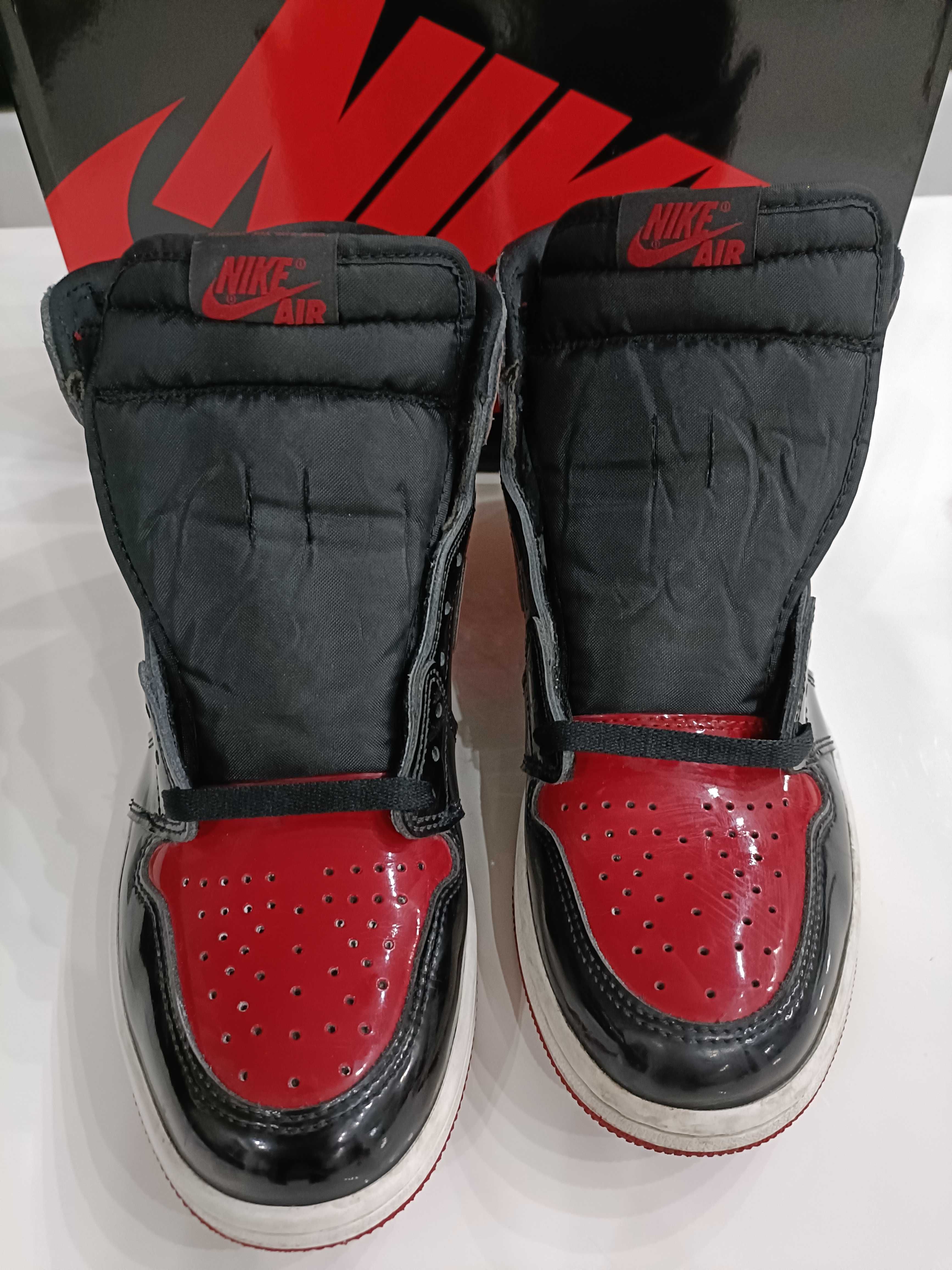 Nike Air Jordan 1 Retro High OG Patent Bred masura 42 GOAT originali