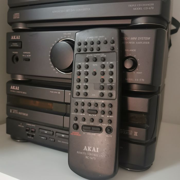 sistem audio akai ax 570