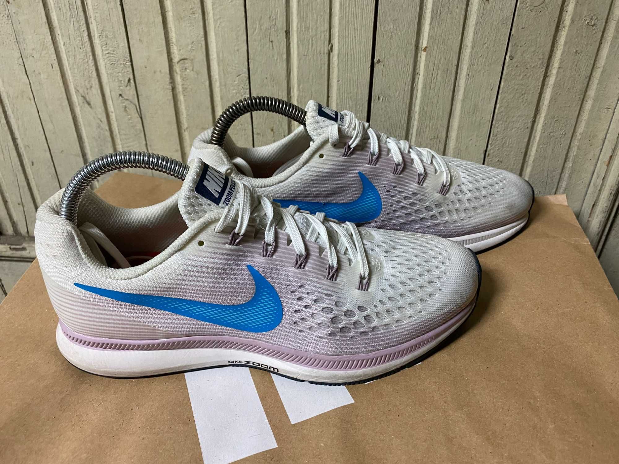 ''Nike Air Zoom Pegasus 34''оригинални маратонки 40 номер