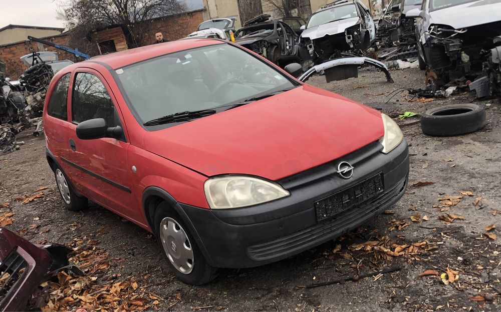 Opel corsa c 1.0 i на части