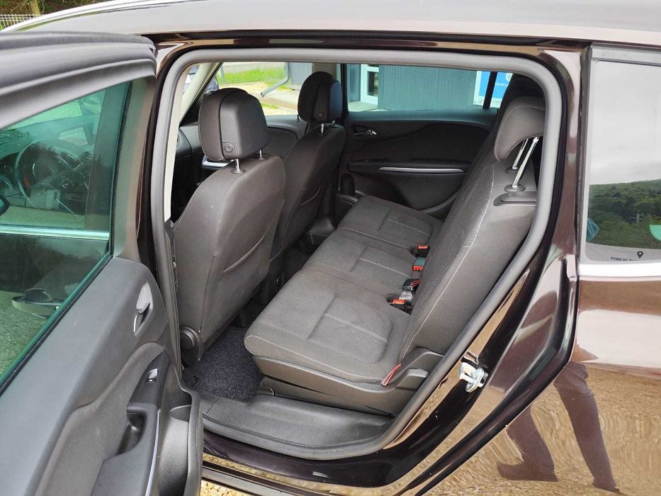 Opel Zafira 2013/7 locuri/1.6 Diesel 134cp Euro 5 Inmatriculata RO