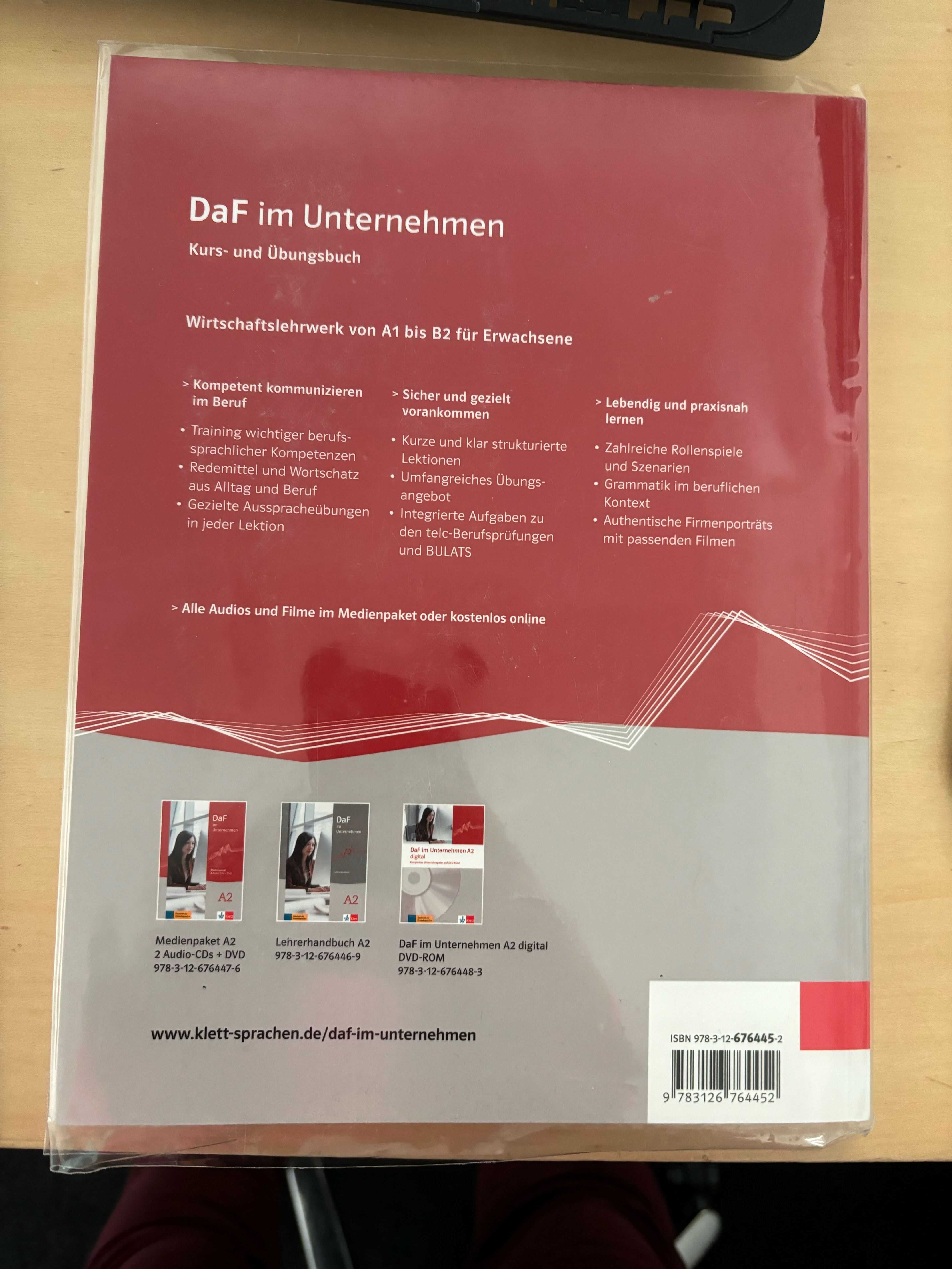 Учебник и учебна тетрадка по бизнес немски език DaF im Unternehmen A2