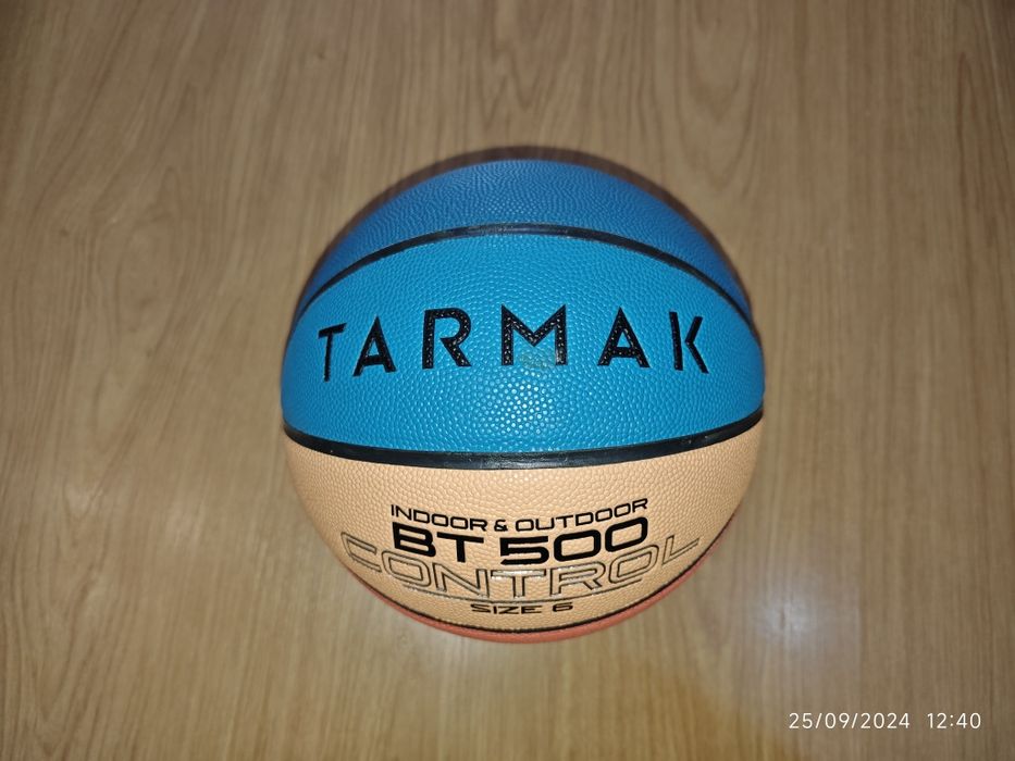 Продам спортивный мячи