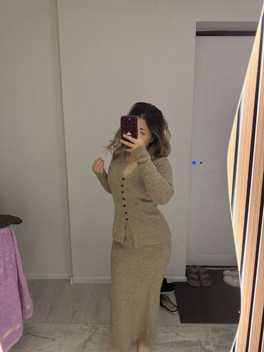 Двойка теплая, осень и зима телесно-коричнего цвета