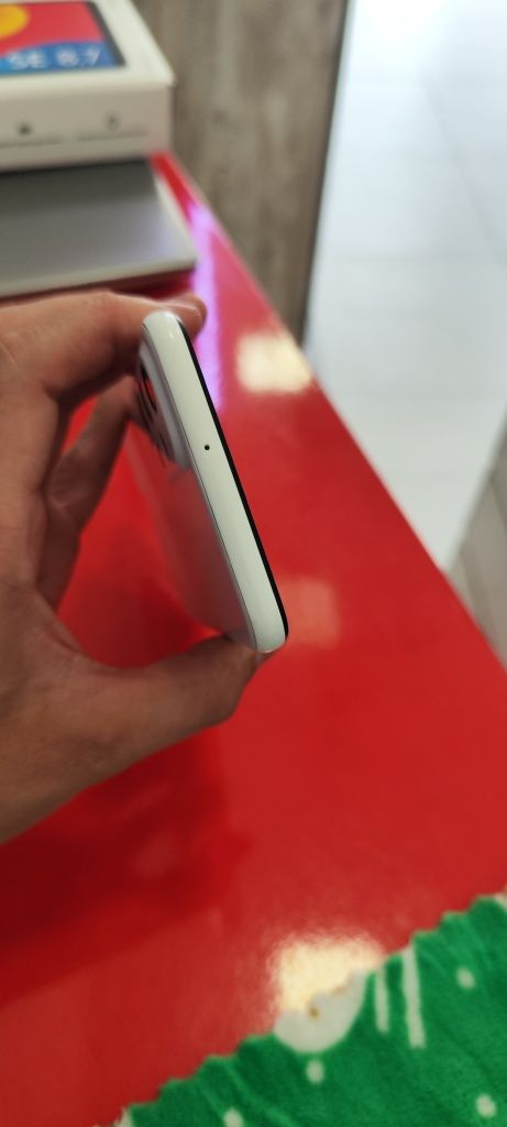 Samsung A23.  128gb