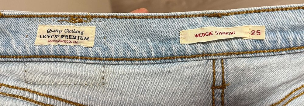 Дънки Levi's Wedgie Straight р-р 25
