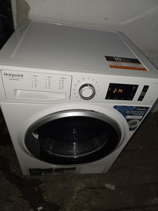 Uscator de rufe hotpoint 8kg invertor