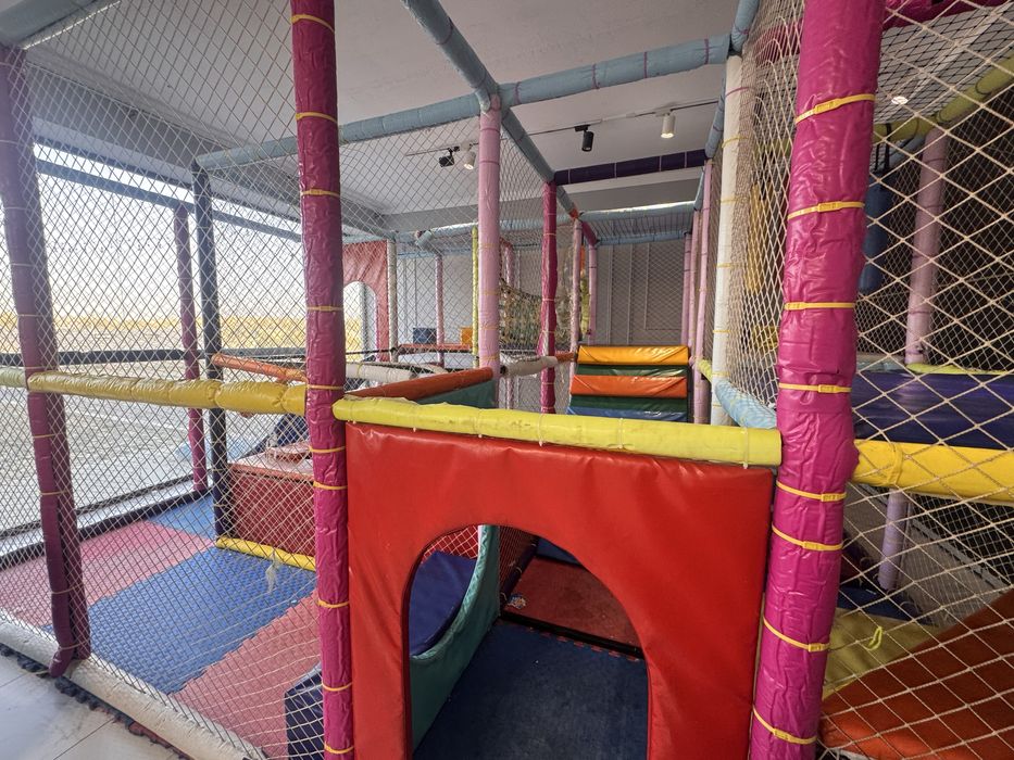 детский лабиринт игровой и батут