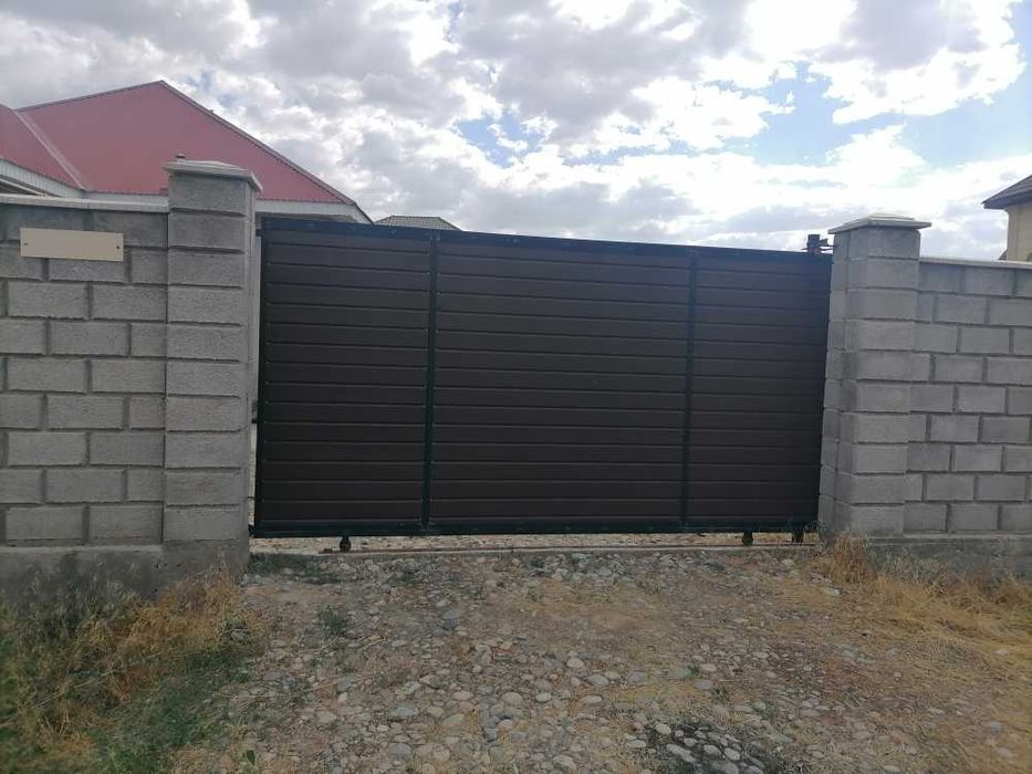 Продам металические раздвижные ворота
