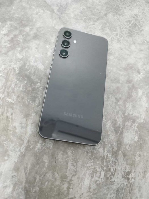 Samsung Galaxy S23 FE 128 гб (770914 г. Кокшетау, ул. Абая 128, 21)