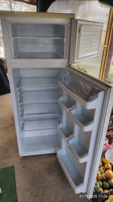 Хладилник Vestel