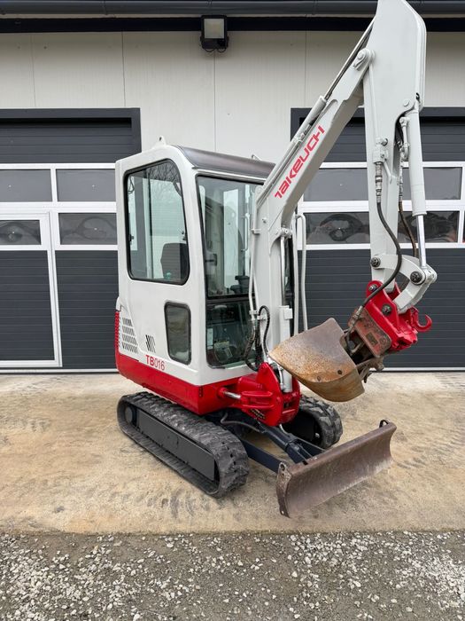 Miniescavator tacheuki 1,8 tone