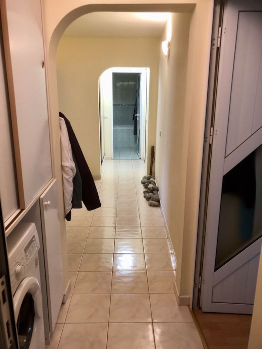 Vand Apartament de patru camere