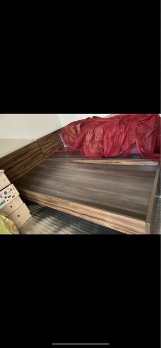 Новый кровать качественный