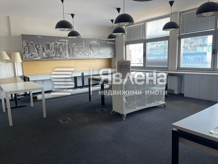 Дава се под наем Офис в София, Манастирски ливади - 120 кв.м за 1100 € - Снимка #1