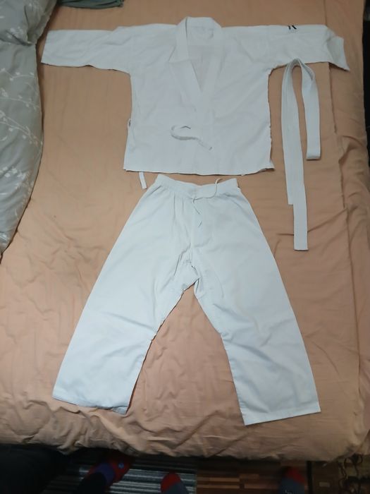 Детско кимоно за бойни спортове