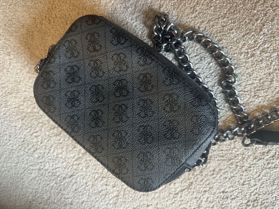 Дамска Чанта Guess