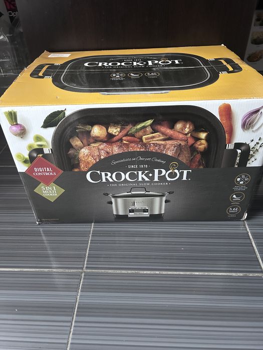 Aparat multicooker cu 5 functii de gatit