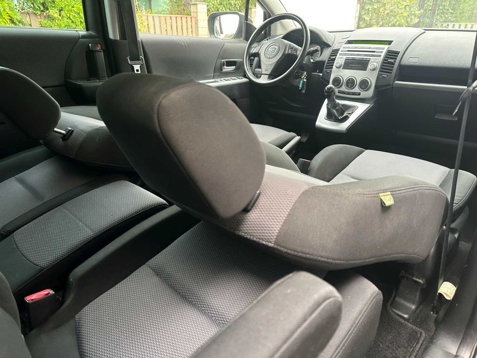 Mazda 5 | 2.0 Diesel 143 CP | An 2007 EURO 4 | RATE | Livrare GRATUITA