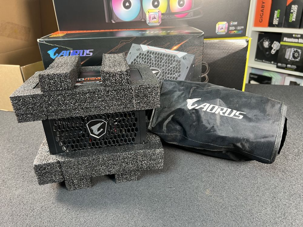 Sursă Gigabyte Aorus P850W 80+ Gold Full Modulară ca noua