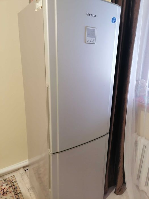 Продам холодильник и тюль