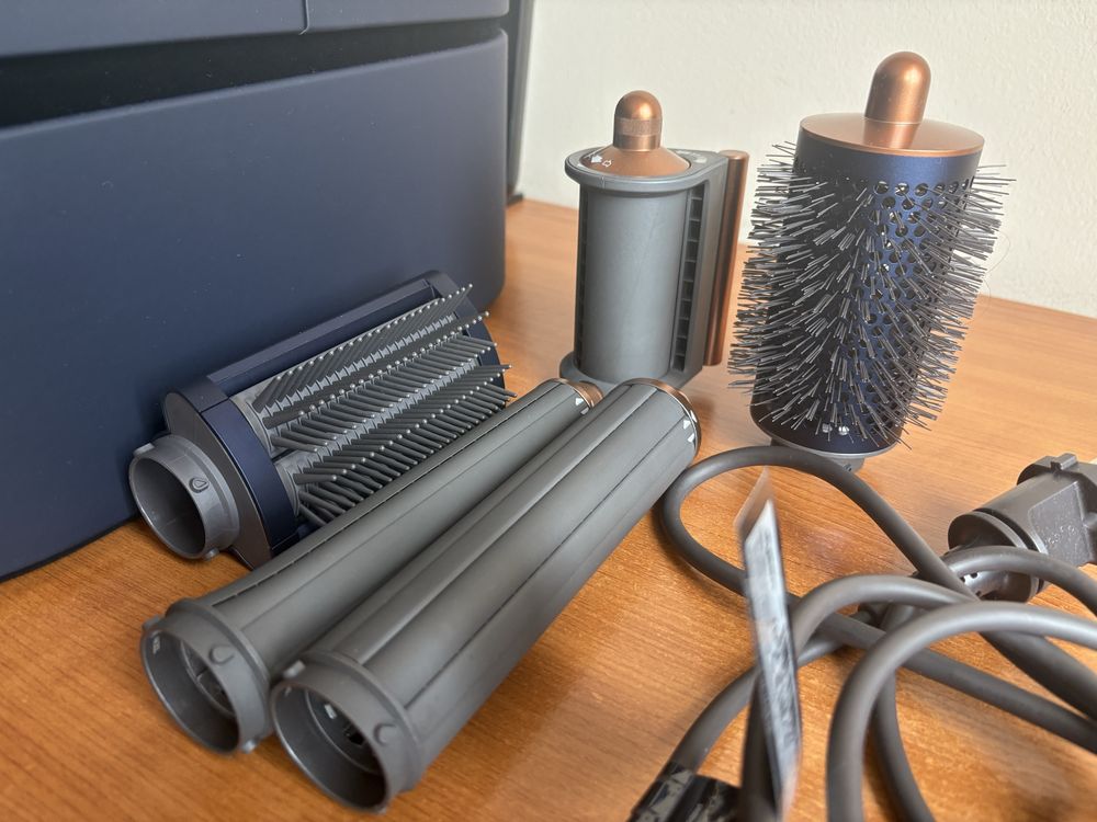 Сешоар Dyson airwrap