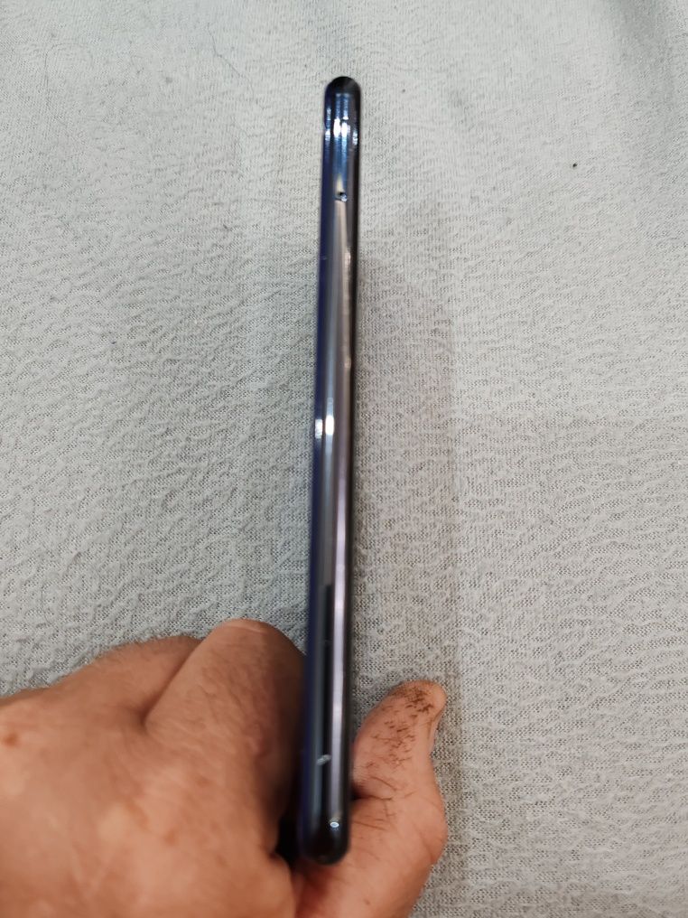 Продавам телефон Huawei nova 5t