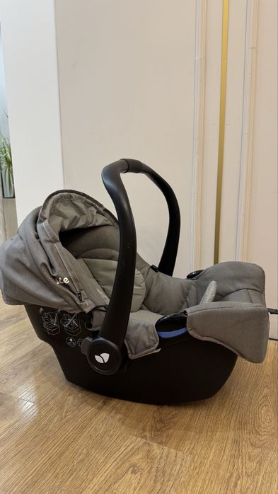 Автолюлька Joie почти новая