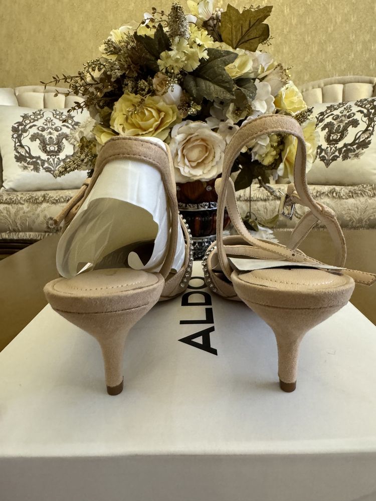 Босоножки от Aldo. Новые