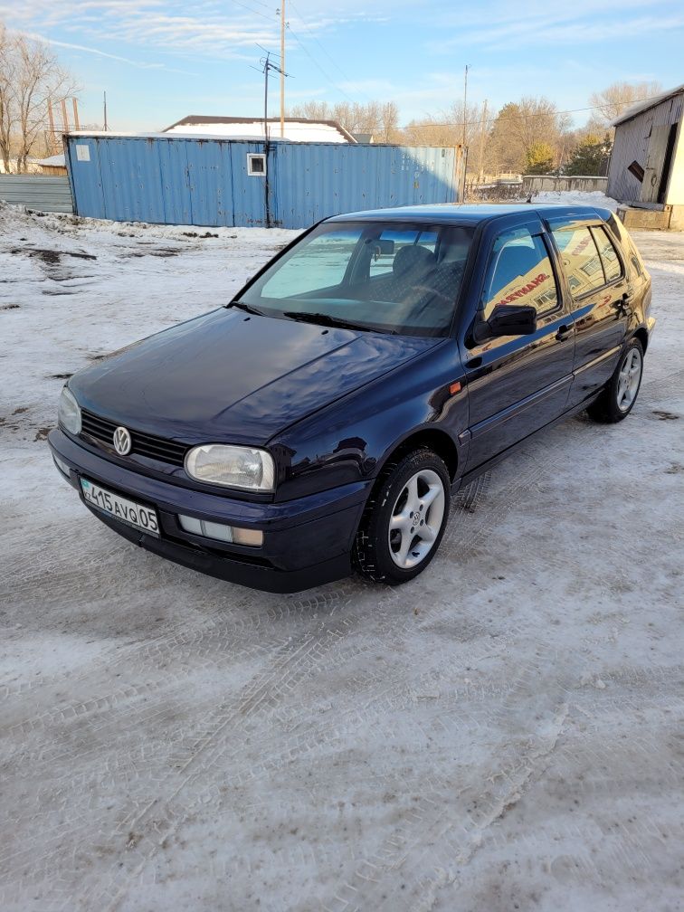 Продам Volkswagen  Golf 3 Гольф 3