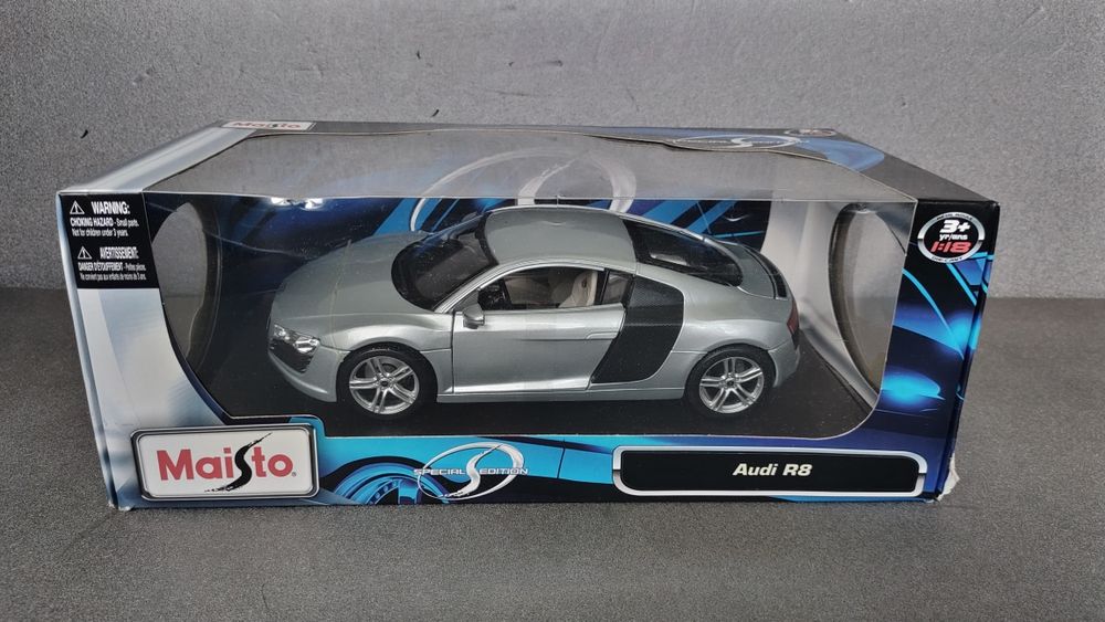 Macheta scara 1 18 Audi R8 Maisto