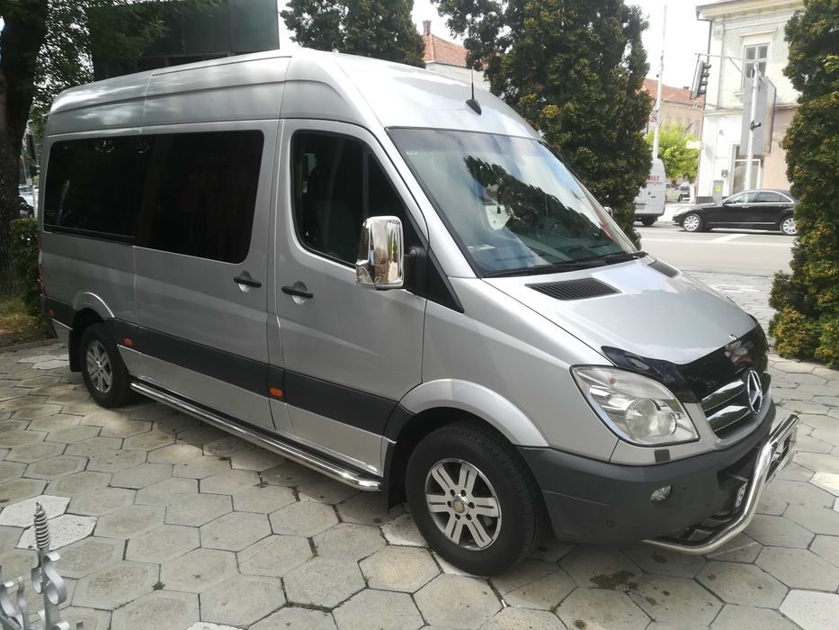 Transport persoane 8+1 din Rădăuți