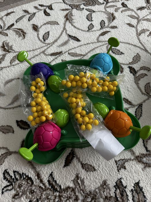 Детская настольная игра, можно для взрослых