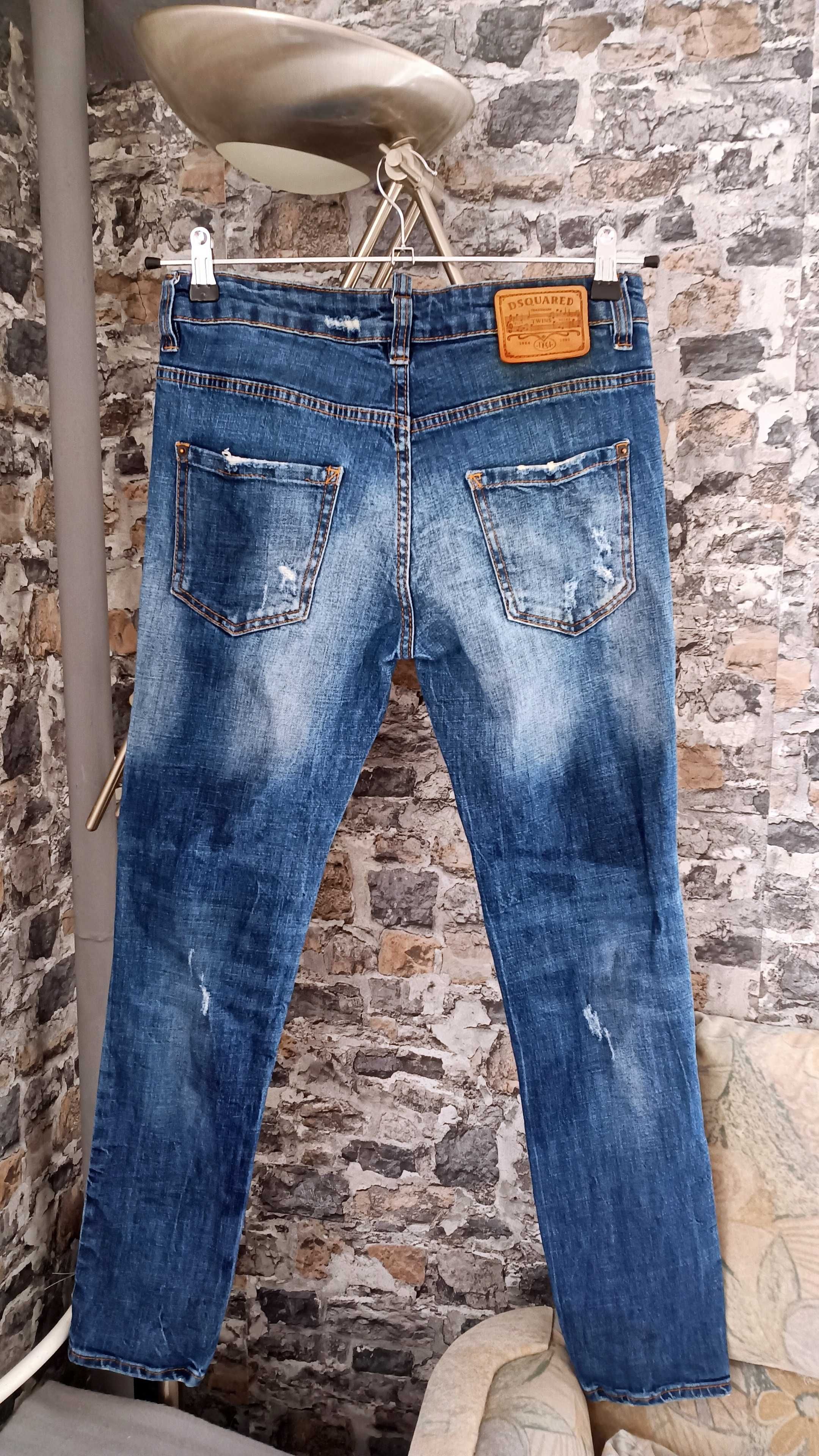Dsquared2 оригинални дамски дънки