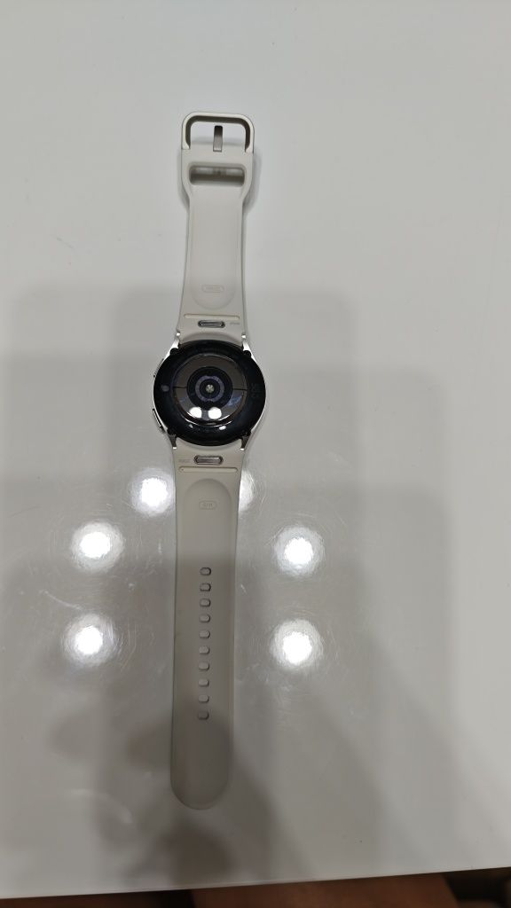 Смарт часовник Samsung Galaxy Watch 6/40 mm + верижки