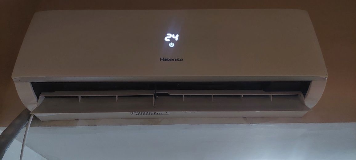 Продам кондиционер Hisense 12