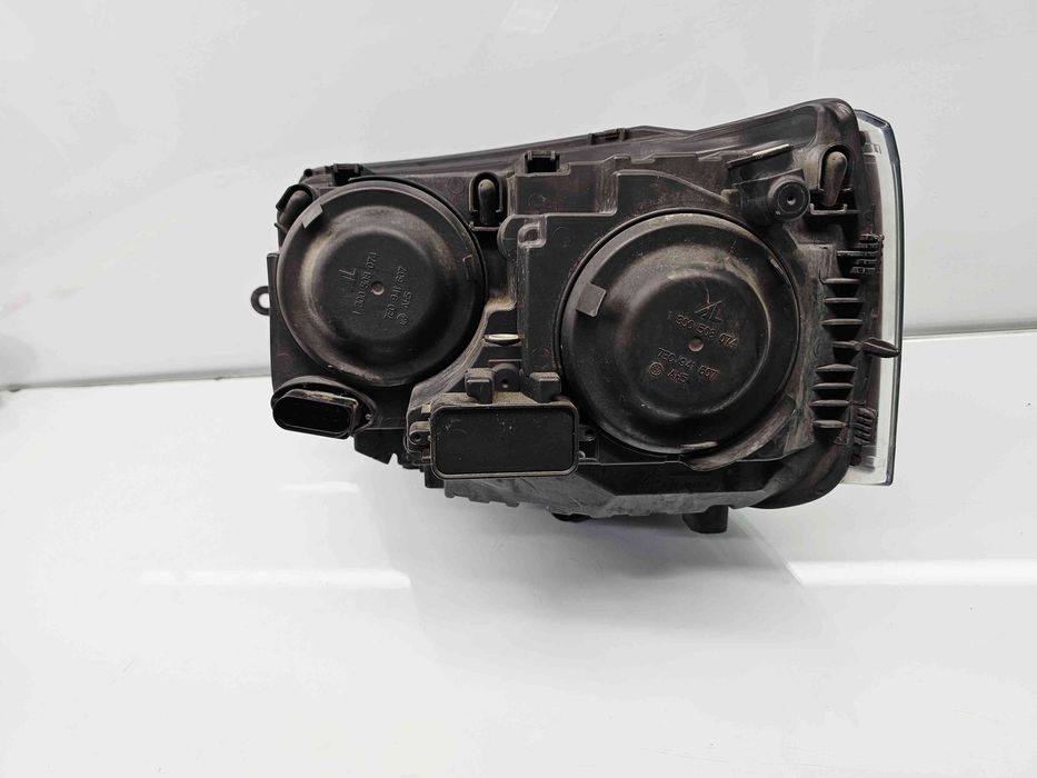Far dreapta Volkswagen Transporter 5 Facelift [Fabr 2004-2013] 7E2941