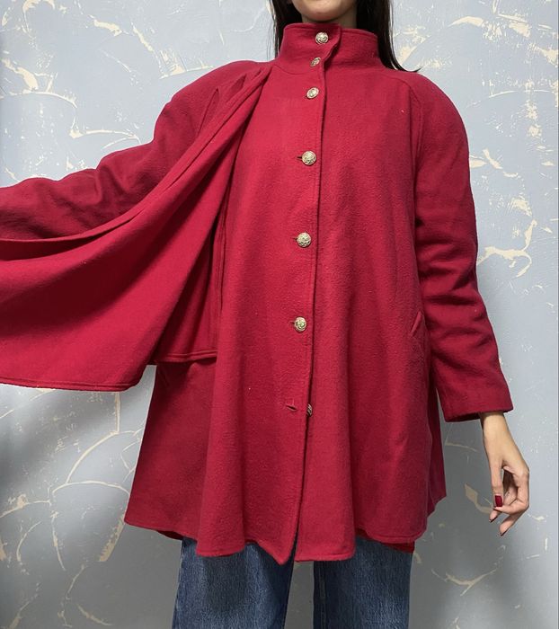 Зимно палто-пелерина