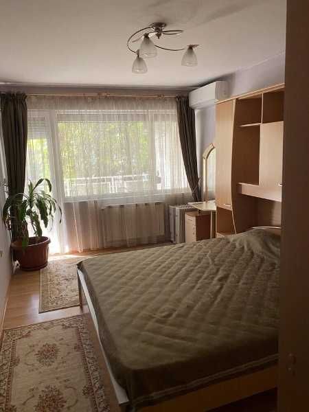 Продава се Многостаен апартамент в Пловдив, Център - 160 кв.м за 2600 €/кв.м - Снимка #4