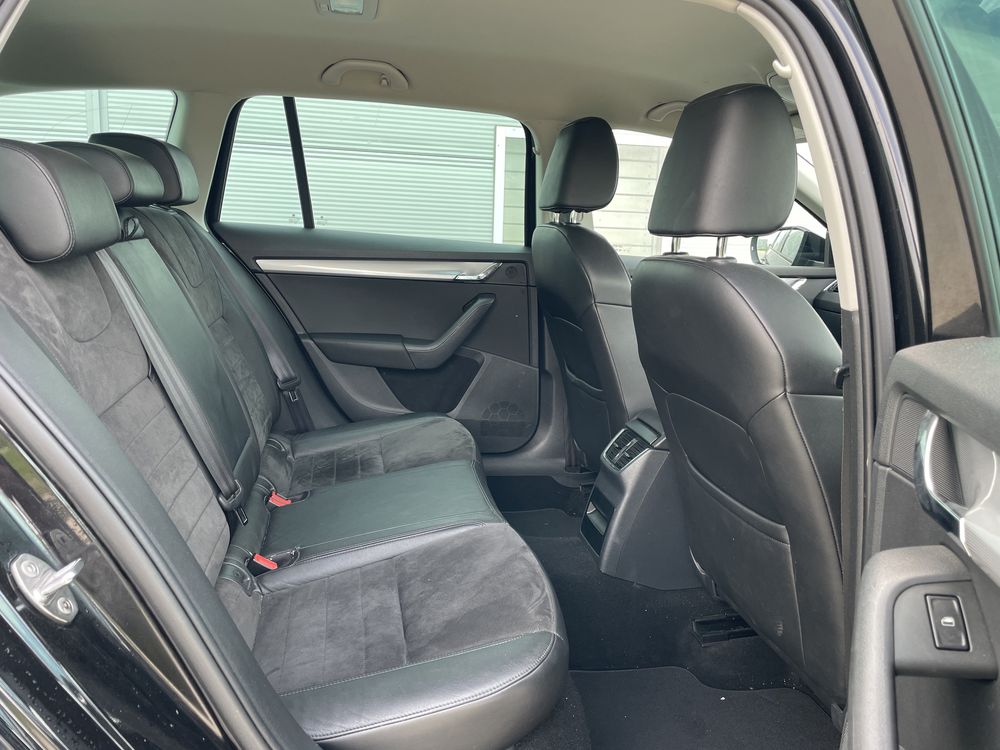 Interior piele / alcantara - skoda octavia 3
