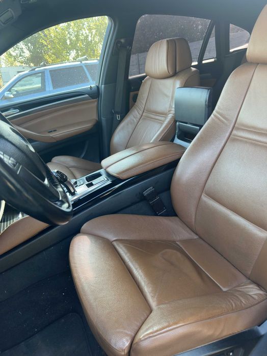 Bmw X6 4.0D - 306 CP