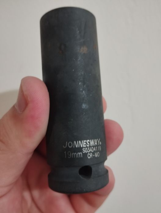 Гайковёрт Makita, 12.7 mm TW0200