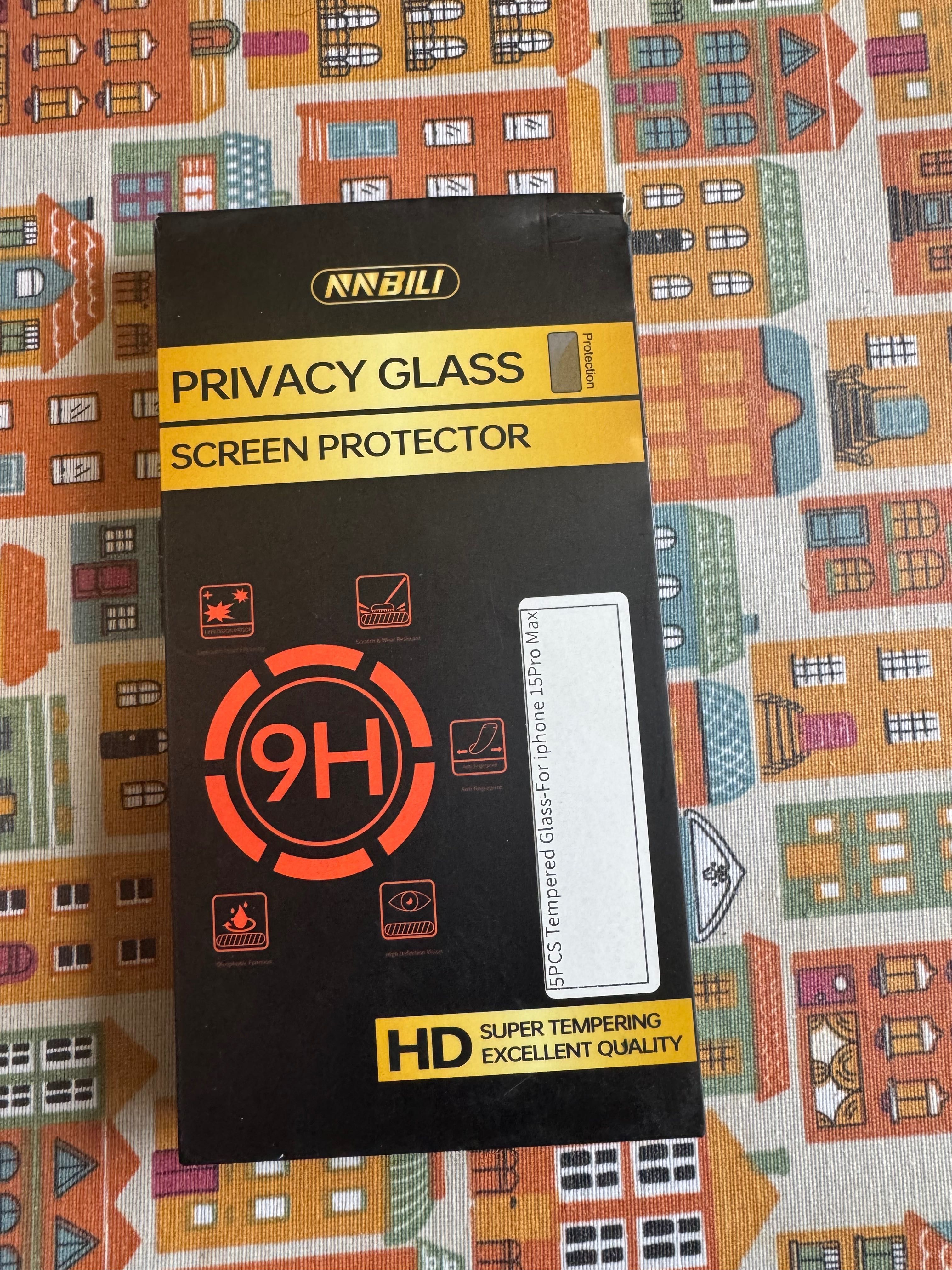 Продавам 5 броя протектори за екран Privacy Glass за iPhone Pro max