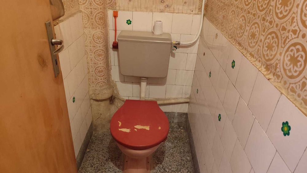 Продава се Тристаен апартамент в Свищов - 98 кв.м за 432 €/кв.м - Снимка #11