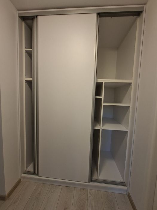 Inchiriez apartament 2 camere, zona Gemenii, Brasov, pret 450 euro