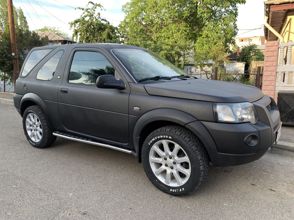 Land Rover Freelander / 2005 / 4x4 /schimb/ fara defect /  fara rugina