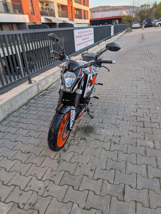 KTM Duke 390 2015 A2