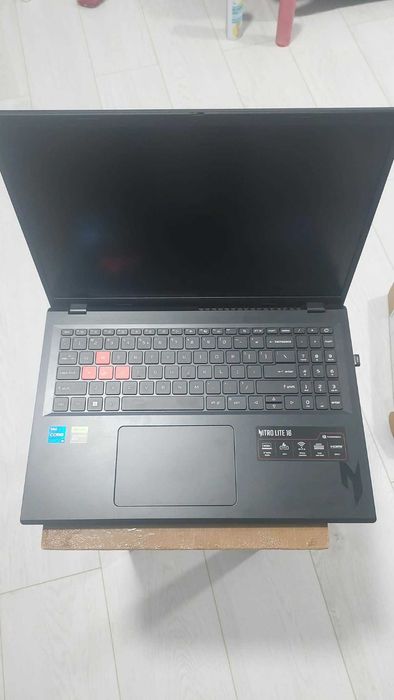Laptop Gaming Acer Nitro Lite 16 NL16-71G-57M9