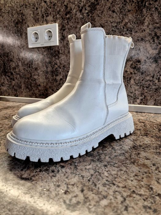 Дамски боти от еко кожа